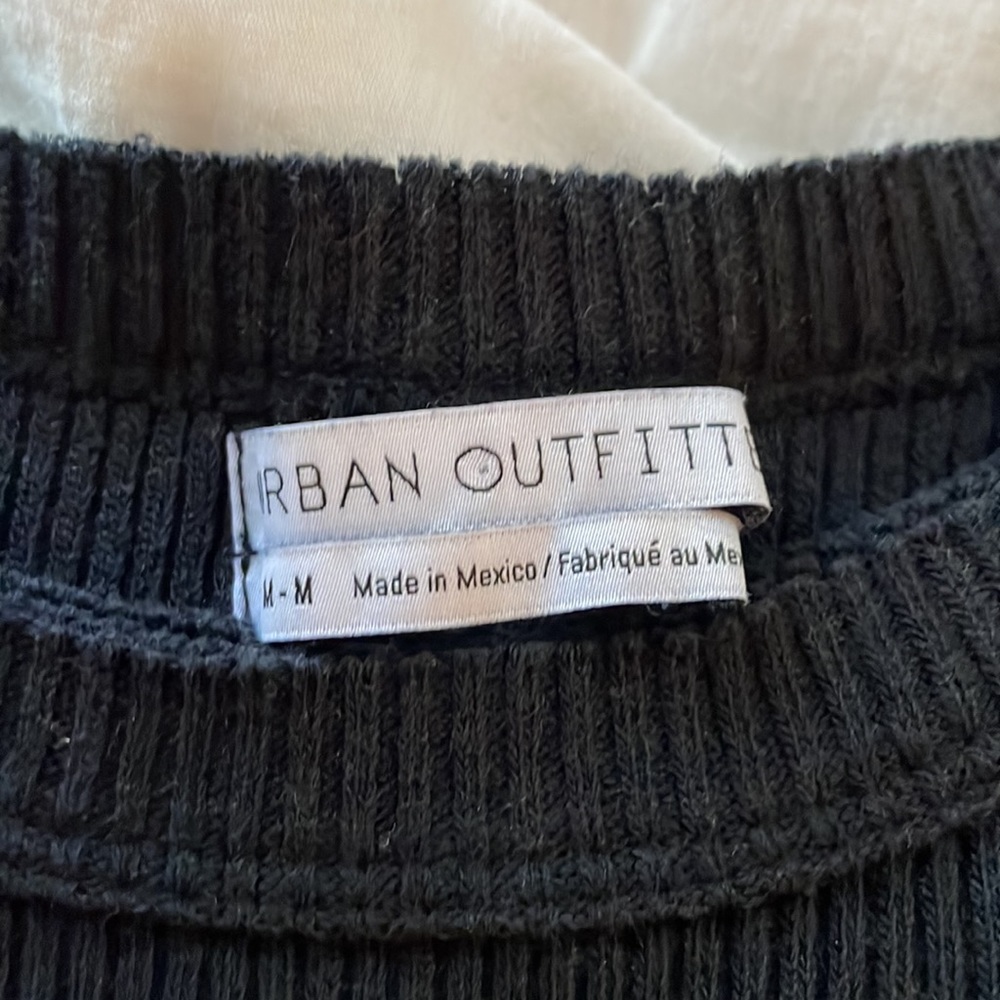 Urban Outfitters - women’s black ribbed baby tee - Picture 2 of 3